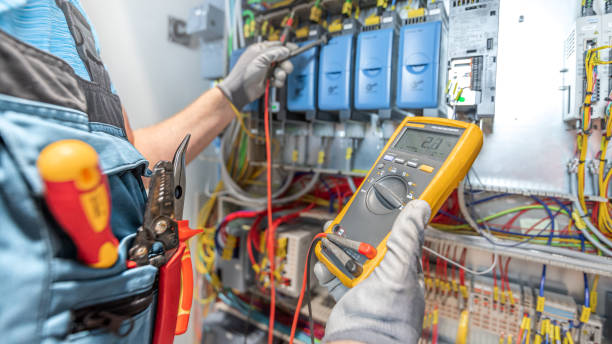 Best Emergency Electrical Repair  in Yarrow Point, WA